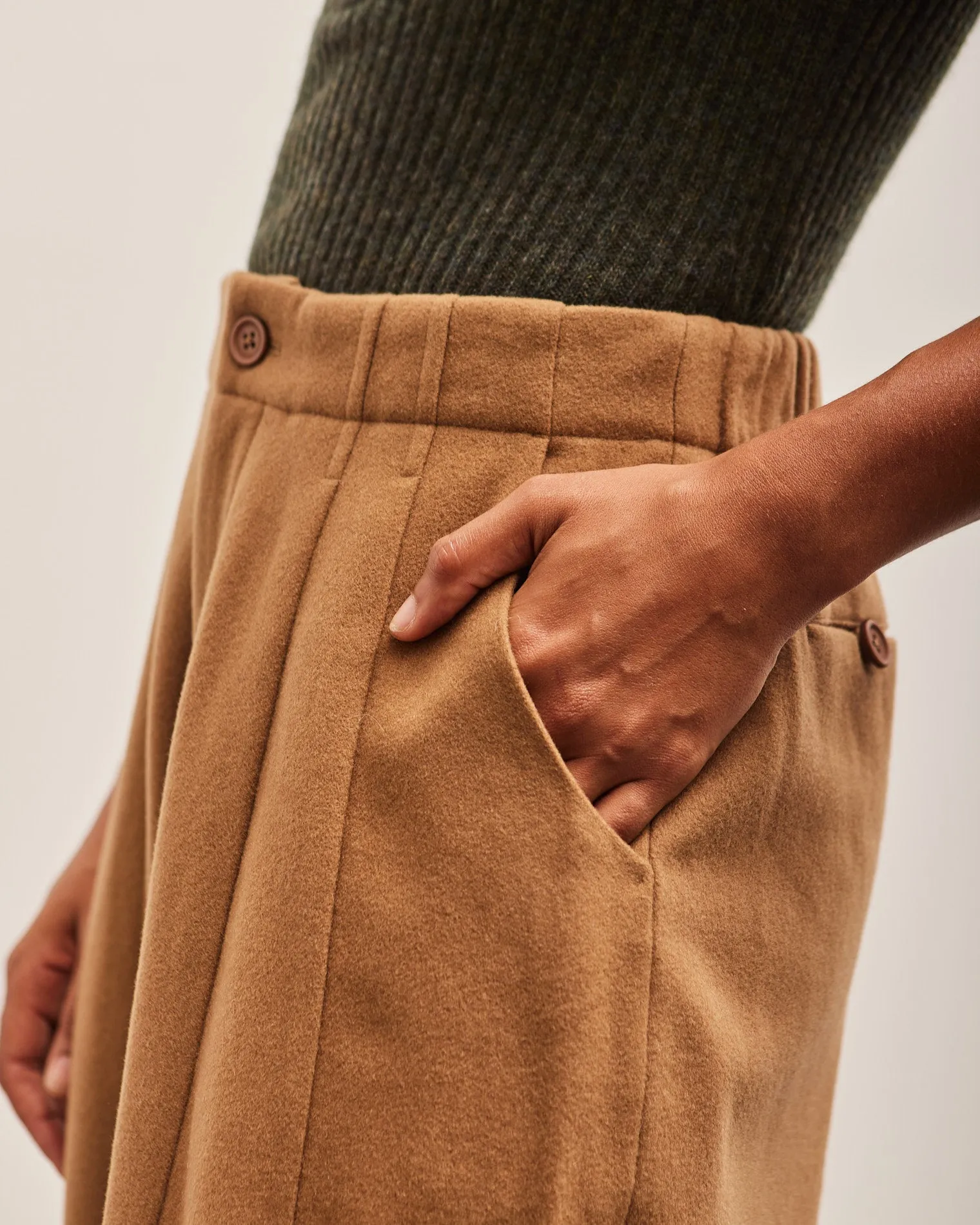 7115 Wool Pleated Trouser, Tan