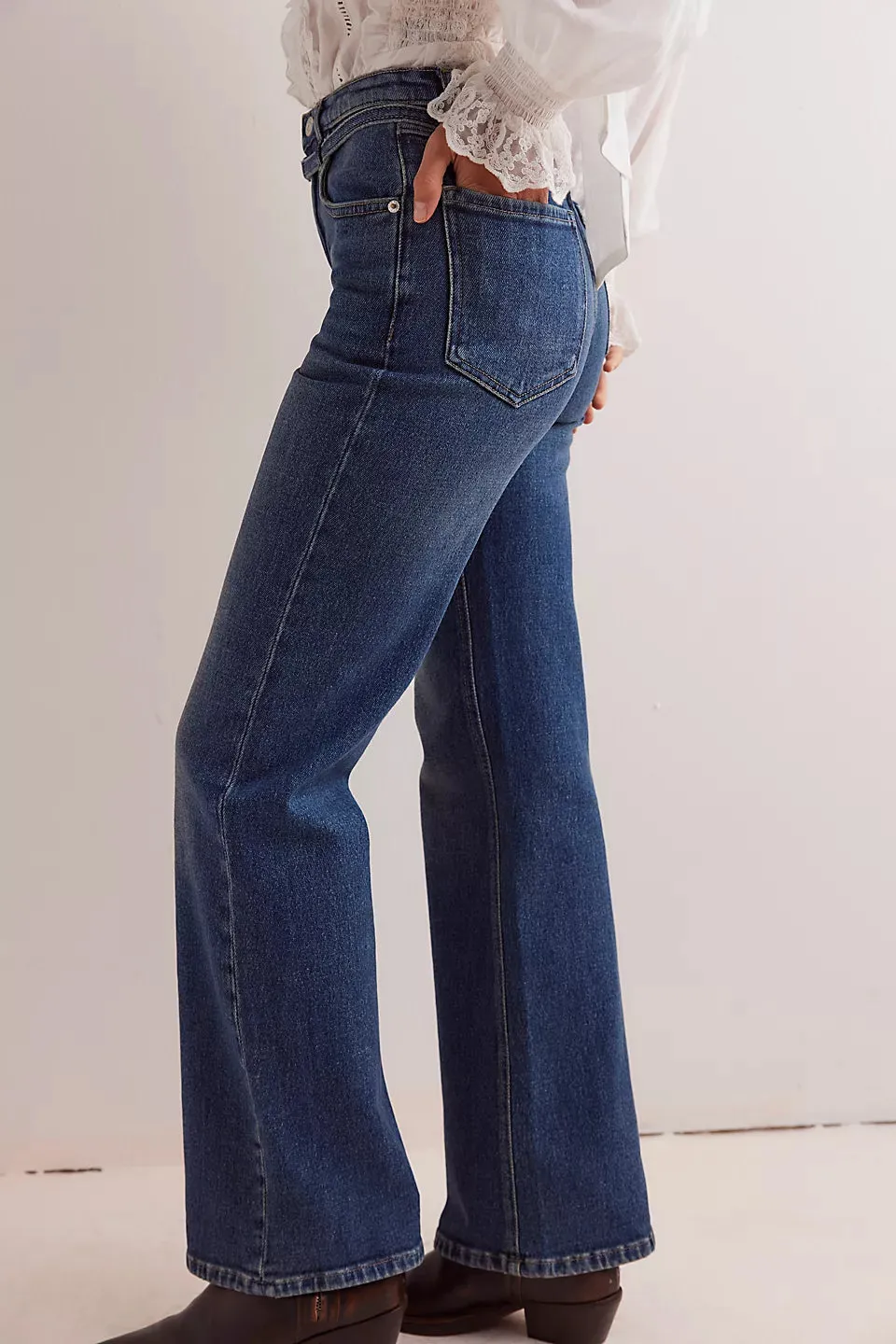 Sabine Slim A-Line Jeans - Hibernate