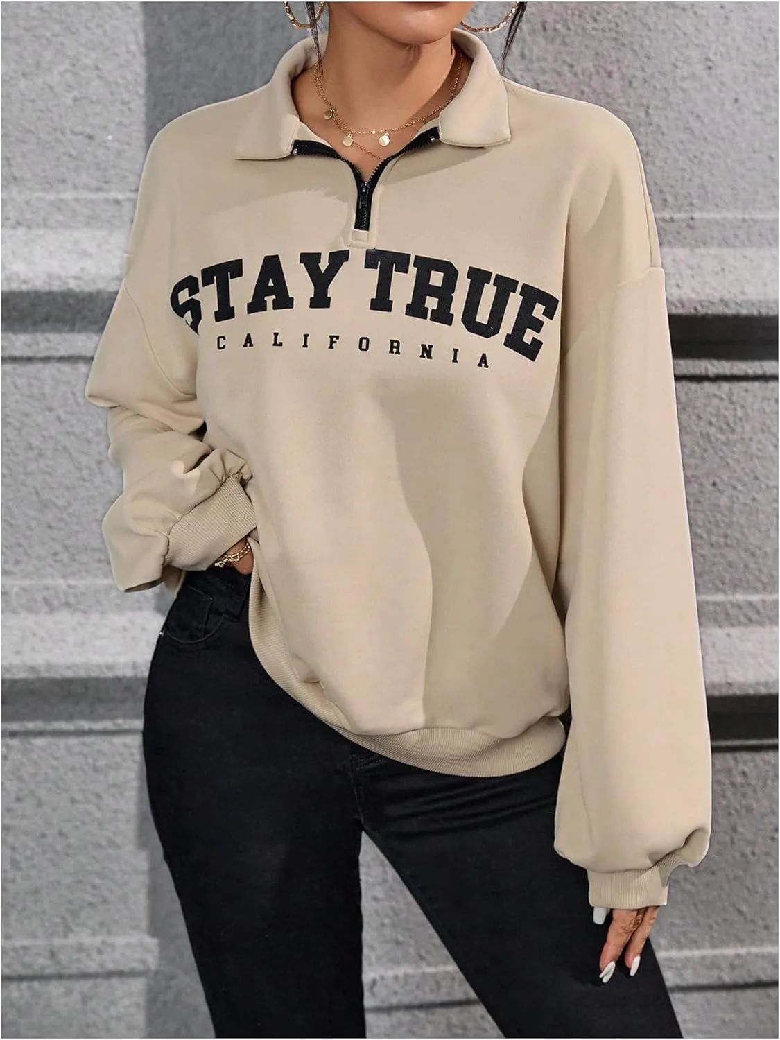Verdusa Women's Zipper Sweatshirt Letter Graphic Drop Shoulder Long Sleeve Pullover Top